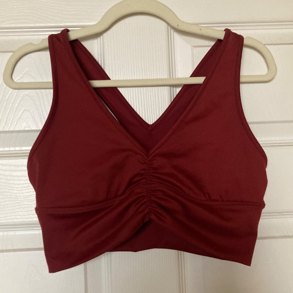 ALO Yoga Women's Maroon Ruched V-Neck Sports Bra - Picture 2 of 6
